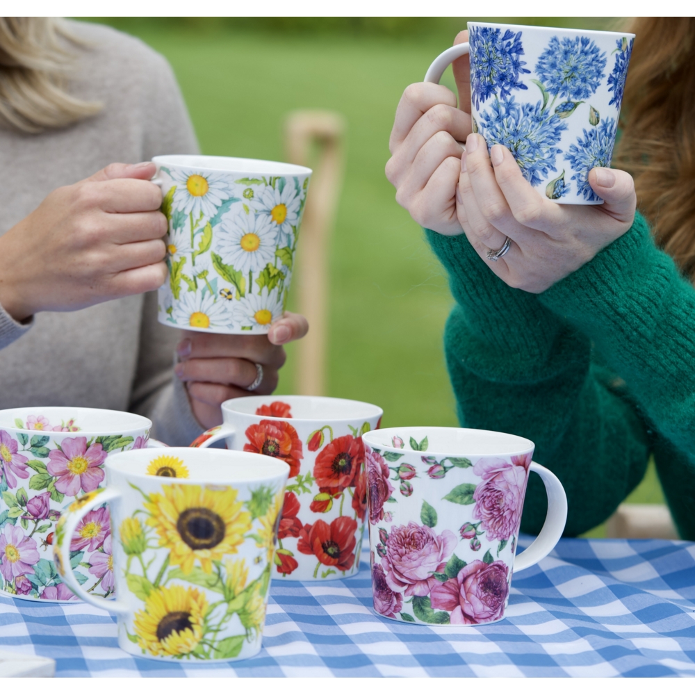 Bloom ladies mugs outside 2
